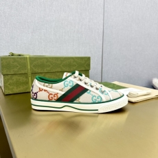 Gucci Casual Shoes